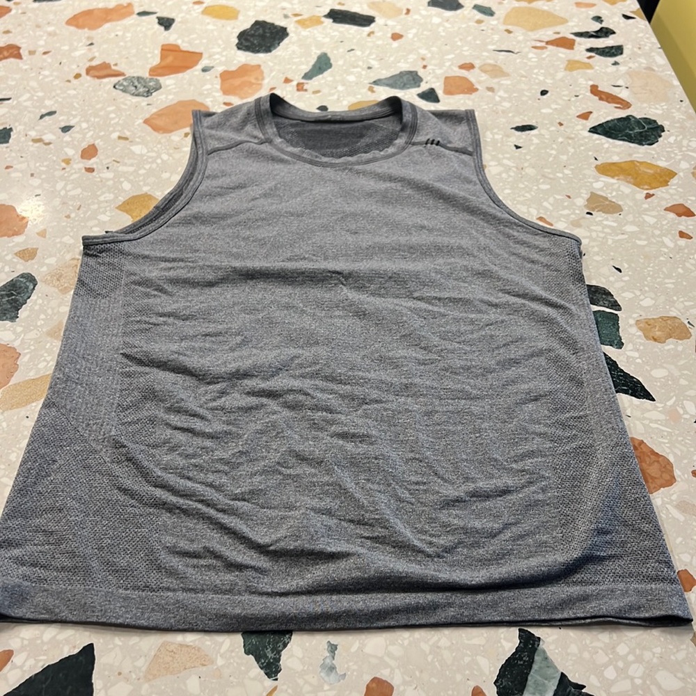 Metal Vent Tech Sleeveless Shirt small Grey Size Small